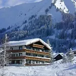 Gaestehaus Etschmann *