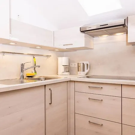 Gaestehaus Etschmann Рицлерн